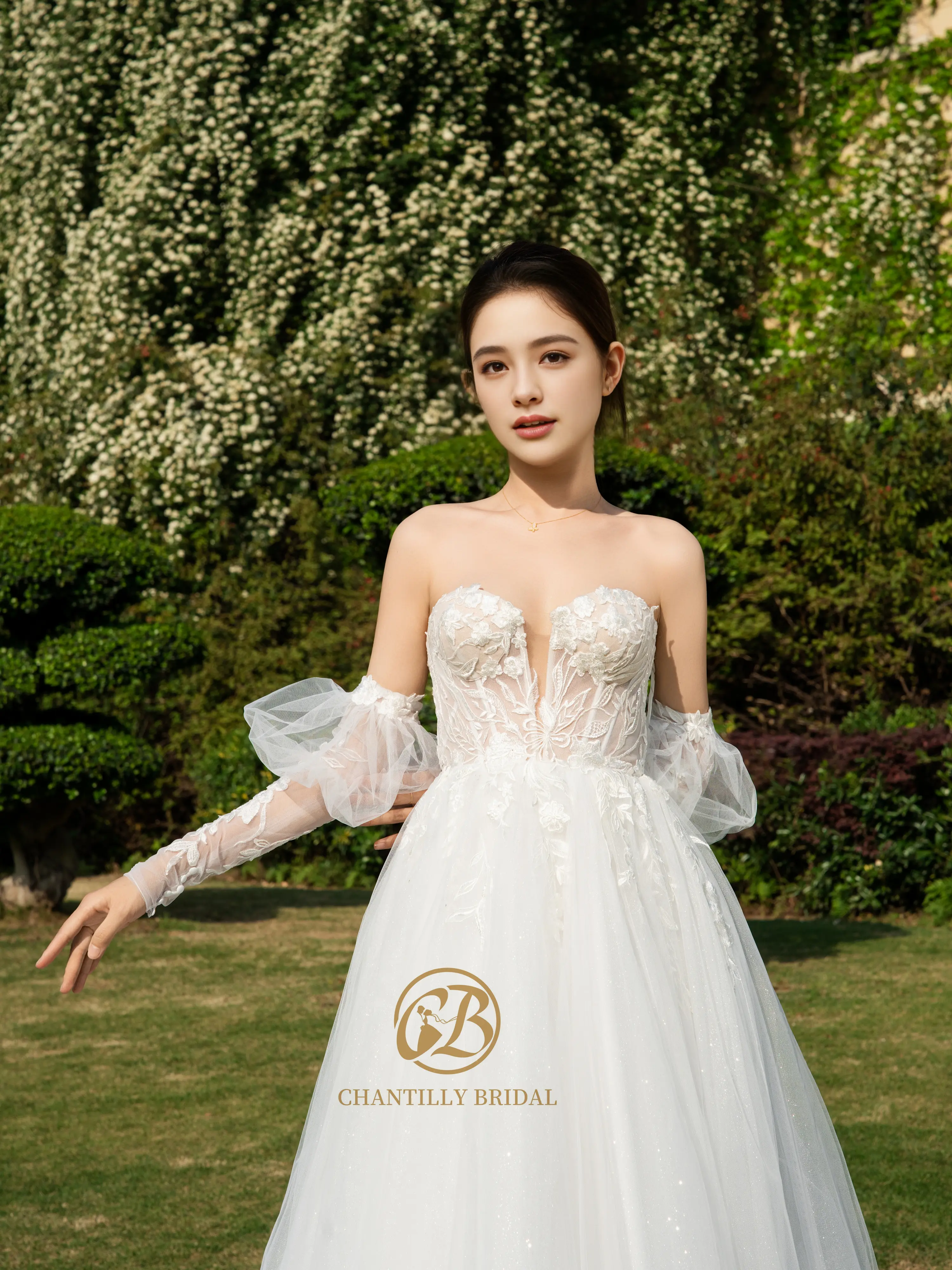 The Grand Reveal: A Lace Back Designed for Drama